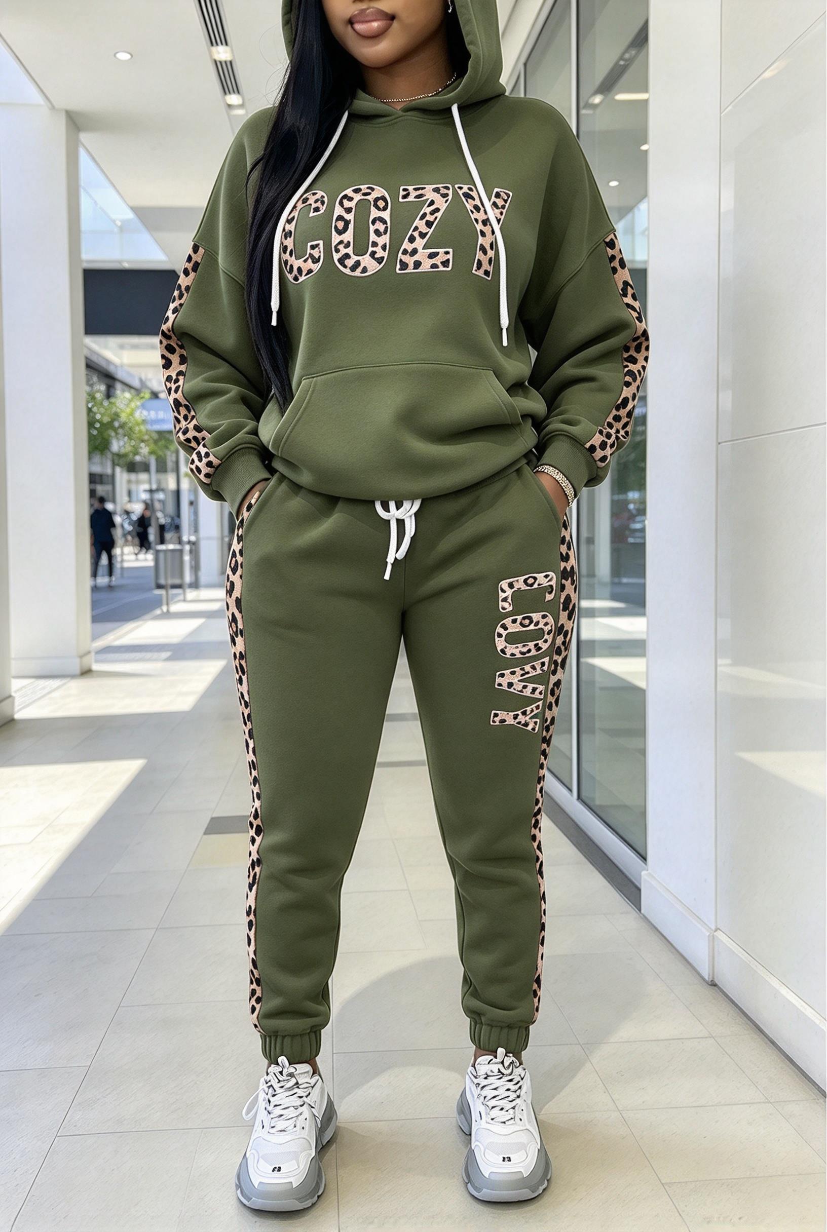 Tuta sportiva da donna con cap - Joggers Pants recensione e prezzo